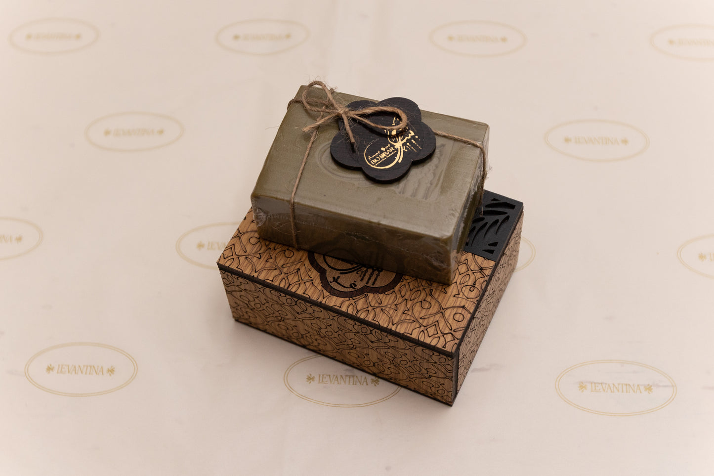 Laurel Soap in Deluxe Engraved Wooden Gift Box (1 piece and set of 6)