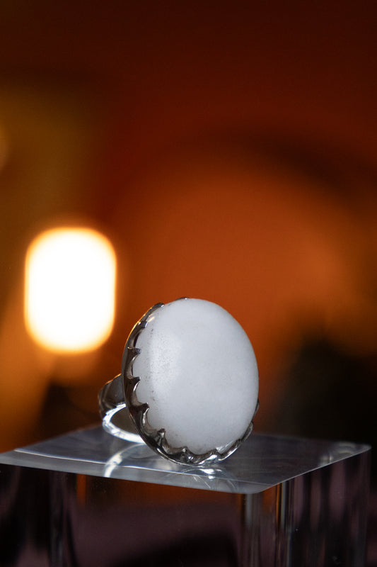 White Yemeni Agate Silver Ring