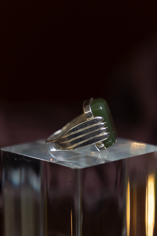 Green Yemeni Agate Silver Ring