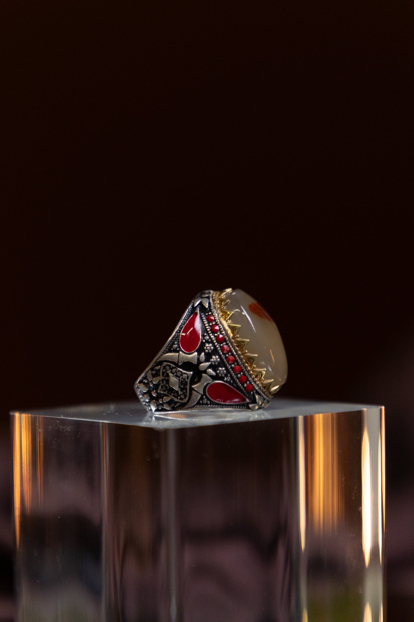 Diluted Yemeni Agate Silver Ring