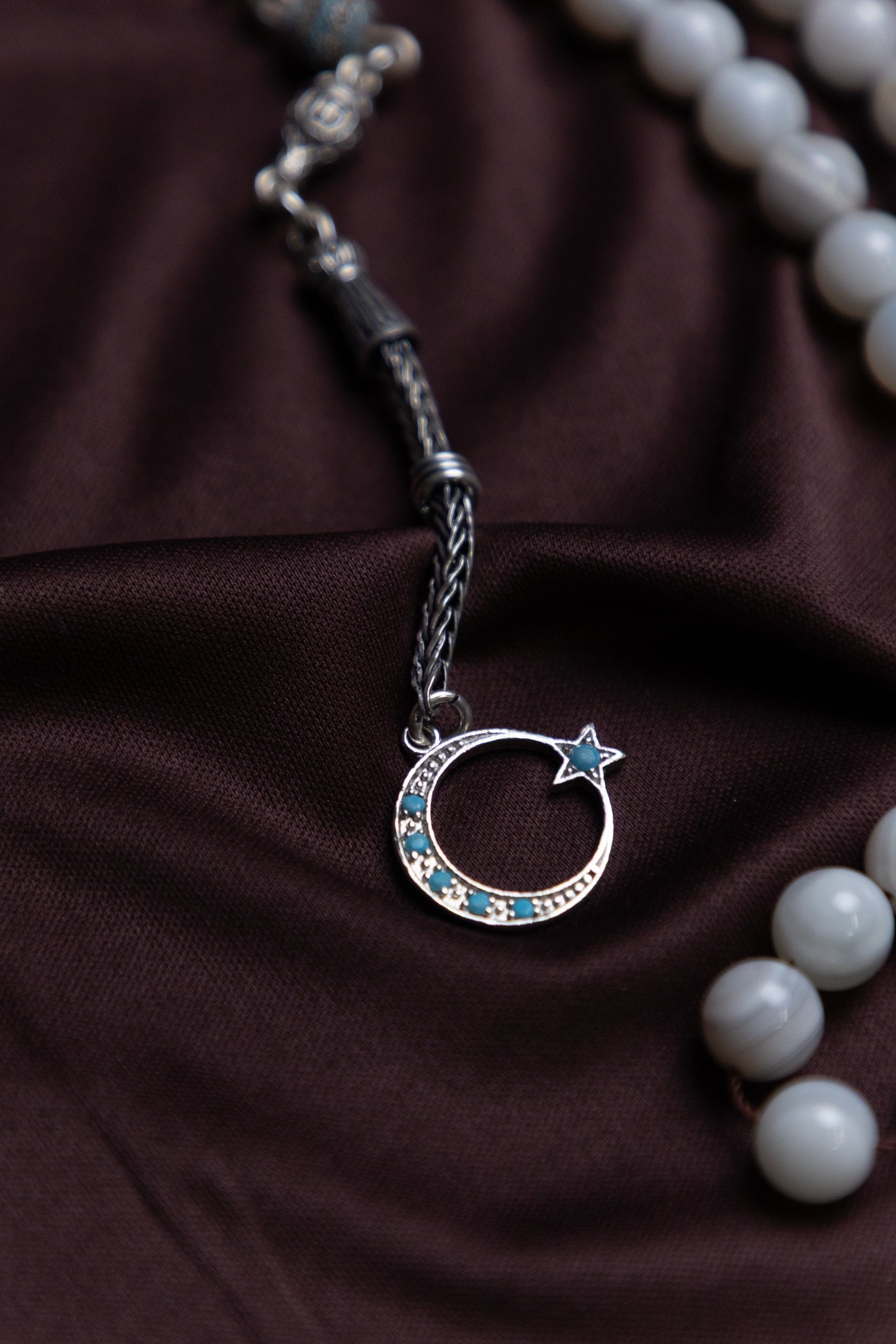 White Yemeni Agate Masbaha/Prayer beads with Silver tassel